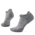 Light Gray/White - Smartwool - Women's Run Targeted Cushion Low Ankle Socks