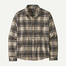Men's L/S LW Fjord Flannel Shirt by Patagonia