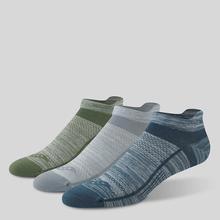 Unisex Inferno Ultralight No Show Tab Sock by Saucony in Carleton MI