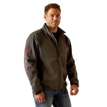 Men's Logo 2.0 Softshell Jacket by Ariat in Riverton WY