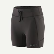 Women's Endless Run Shorts by Patagonia in 熊谷市埼玉県熊谷市仲町 埼玉県