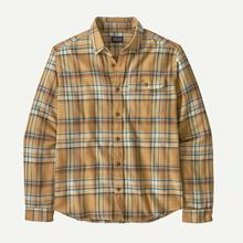 Men's L/S LW Fjord Flannel Shirt by Patagonia