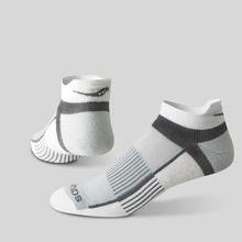 Unisex Inferno Cushion No Show Single Sock by Saucony in Mahomet IL
