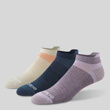 Unisex Inferno Cushion No Show Tab Sock by Saucony in Mahomet IL