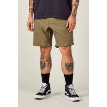Men's Everywhere Hybrid Short by 686