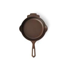 CAST IRON SKILLET 8 -