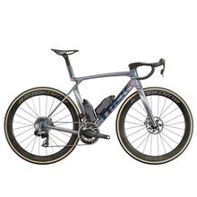 Madone SLR 9 AXS Gen 8 by Trek