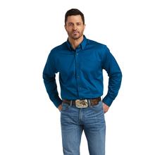 Men's Solid Twill Classic Fit Shirt