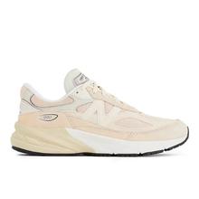 Unisex Made in USA 990 v6 by New Balance