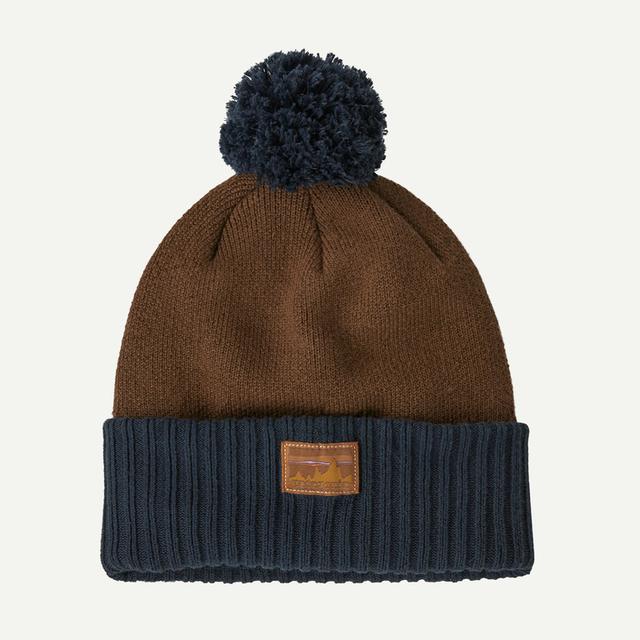 Patagonia - Powder Town Beanie in Truckee CA