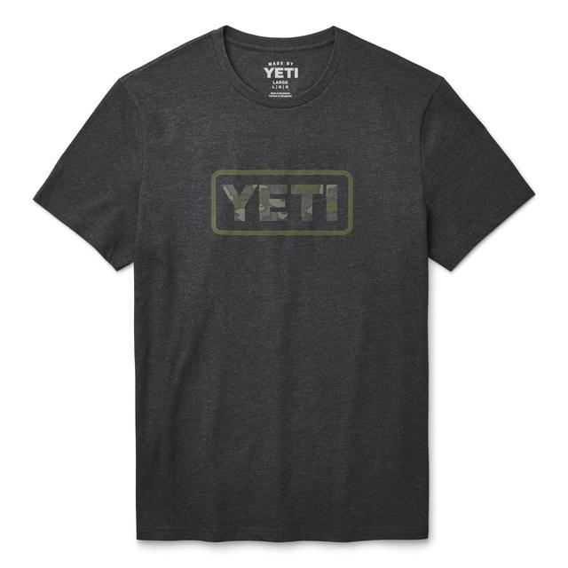 YETI - Camo Logo Badge Short Sleeve T-Shirt - Heather Charcoal - L in Smithers BC