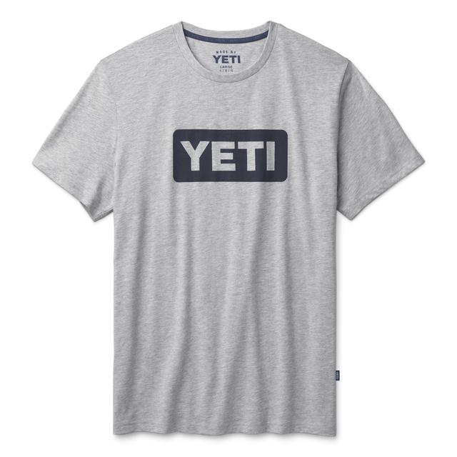 YETI - Premium Logo Badge Short Sleeve T-Shirt - Gray/Navy - M in Pasadena CA