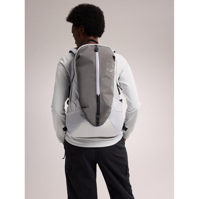Arc'teryx - Arro 22 Backpack in Rogers AR