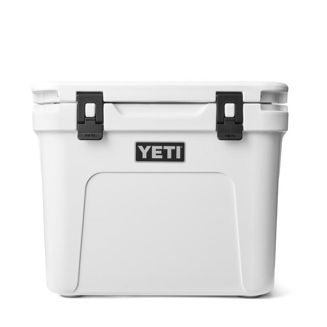 YETI - Roadie 32 Wheeled Cooler - White in Pasadena CA