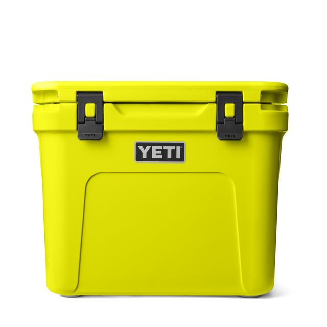 YETI - Roadie 32 Wheeled Cooler - Firefly Yellow in Asheville NC