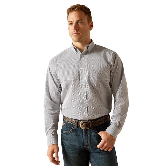 Ariat - Wrinkle Free Wes Classic Fit Shirt in Council Bluffs IA