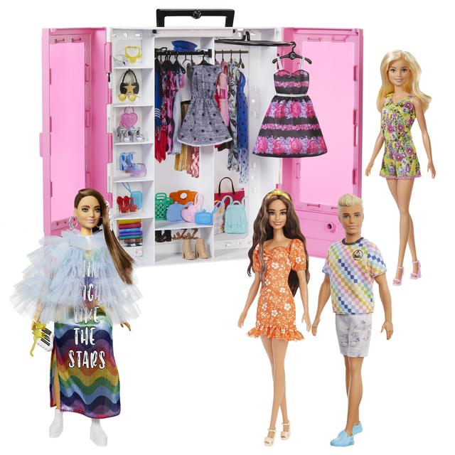 Mattel - Barbie Fashionistas Closet & 3 Dolls Ultimate Gift Set