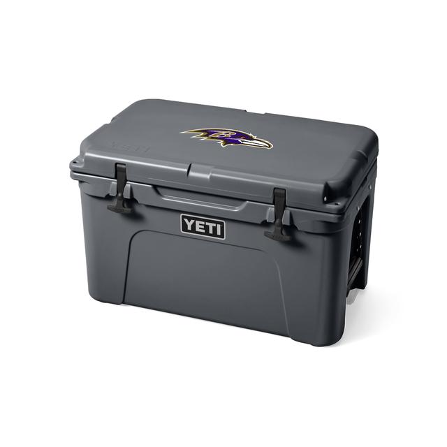 YETI - Baltimore Ravens Tundra 45 Hard Cooler - Charcoal