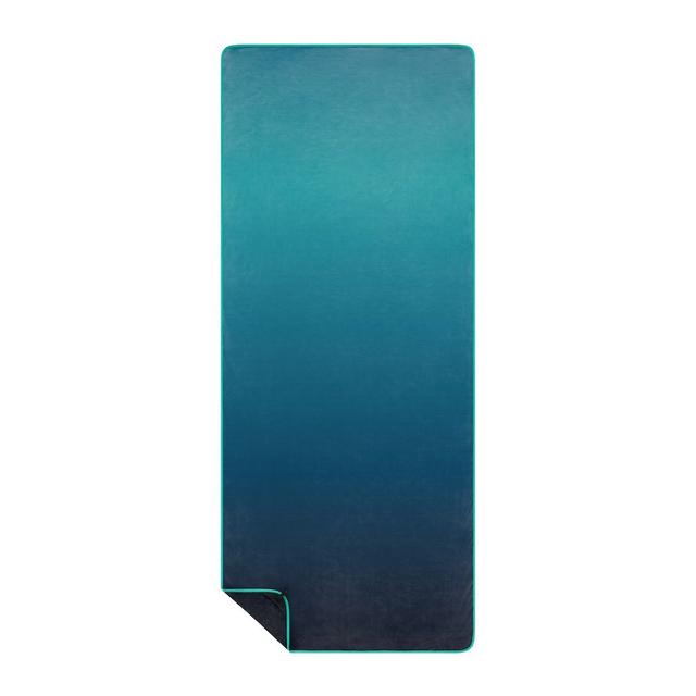 Rumpl - Printed Everywhere Towel - Deepwater Rays