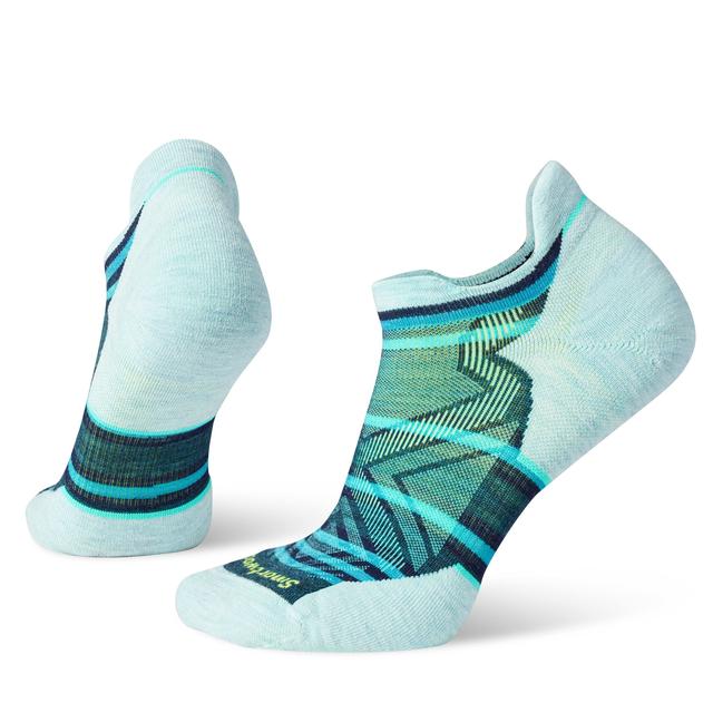 Smartwool - Women's Run Targeted Cushion Stripe Low Ankle Socks in Wayne PA