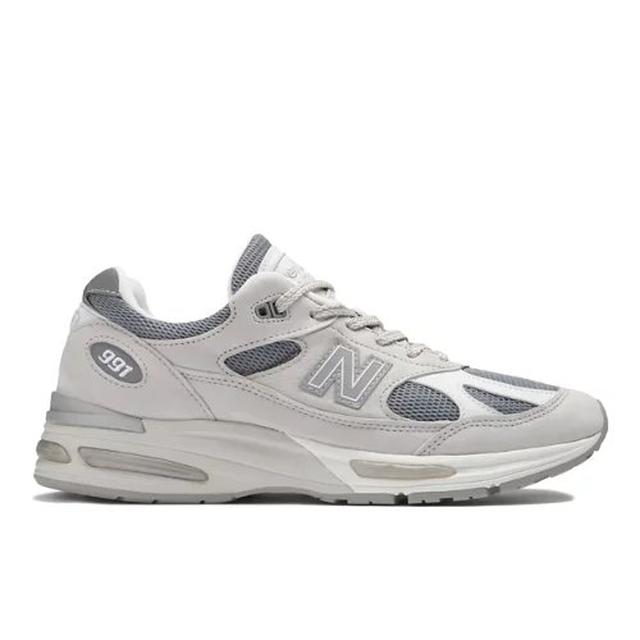 New Balance - Unisex MADE in UK 991 v2 in Gas City IN