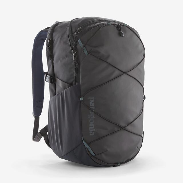 Patagonia - Refugio Day Pack 30L in Williamsburg VA