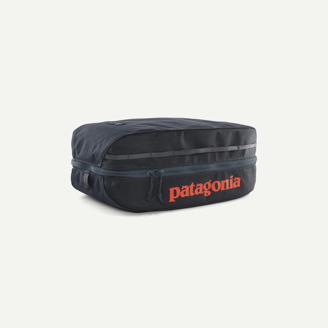 Patagonia - Black Hole Cube 14L in Darien CT