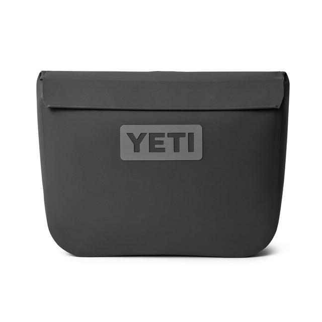 YETI - Sidekick Dry 6L Gear Case in Concord NC