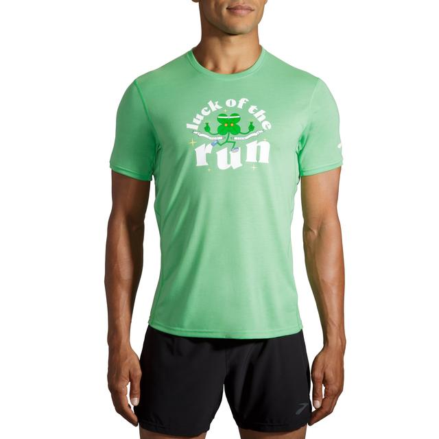 Brooks Running - Men's Distance Graphic Short Sleeve in Glen Mills PA