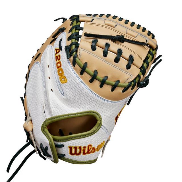 Wilson - Fall 2024 Sashel Palacios A2000 FPCM23SS 34" Fastpitch Catcher's Mitt