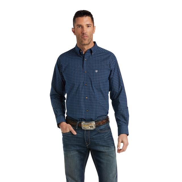 Ariat - Men's Pro Series Yuri Stretch Fitted Shirt in Durham NC