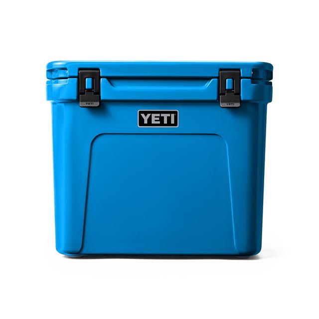 YETI - Roadie 60 Wheeled Cooler - Big Wave Blue in Burlington NC