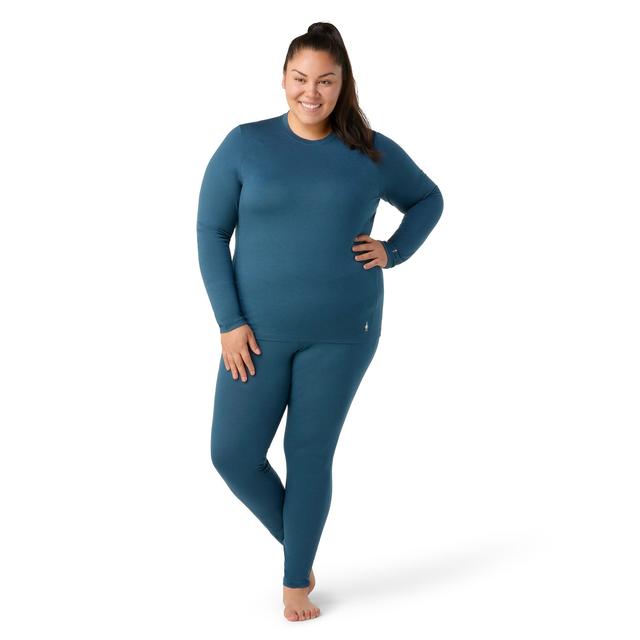 Smartwool - Women's Classic All-Season Merino Base Layer Crew Plus in Riverside CA